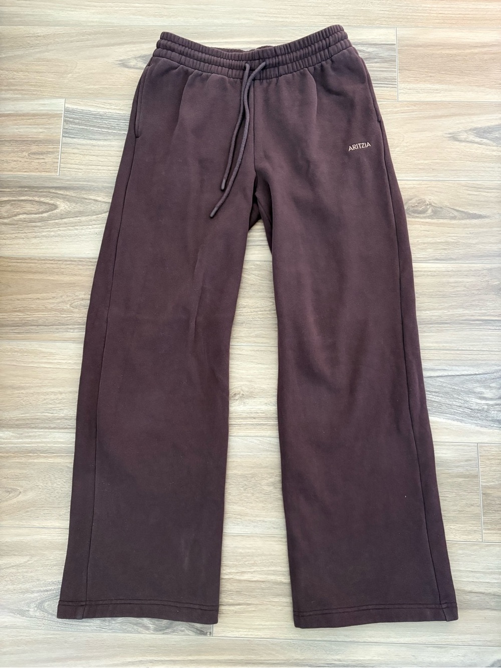 Aritzia Cozy Sweatfleece Boyfriend Wide Sweatpants